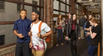 Students walking to class on TCC Metro Campus