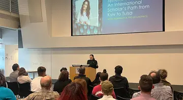 Iryna Skorniakova speaks at the Center for Creativity